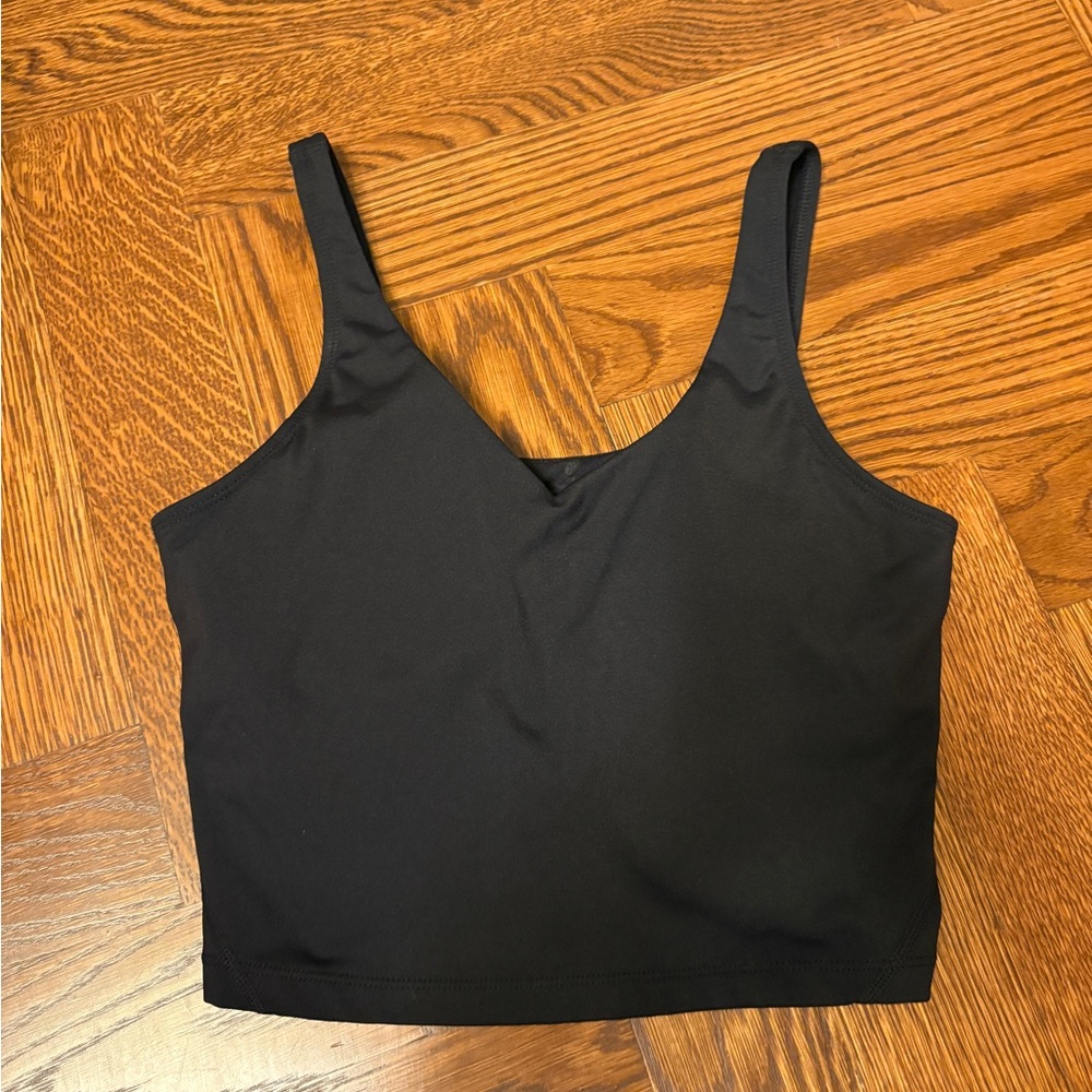 Black cropped athletic bra top in XS/S in new condition